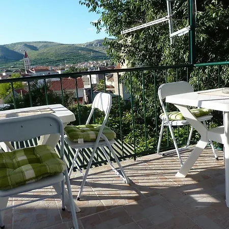 Kairos Apartman