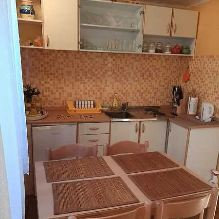 Kairos Apartman Trogir
