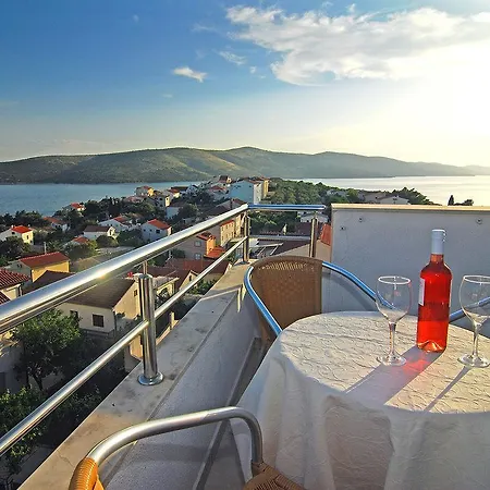 Apartman Kairos *