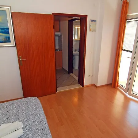 Kairos Apartman
