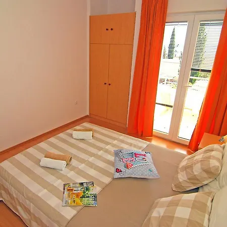Kairos Apartman
