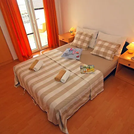 Apartman Kairos *