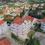 Kairos דירה טרוגיר